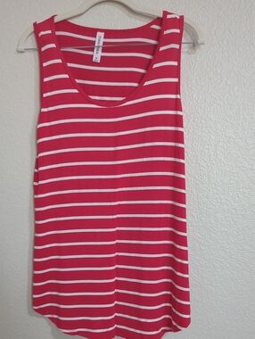 Z Supply Red and White Striped Scoop Tank